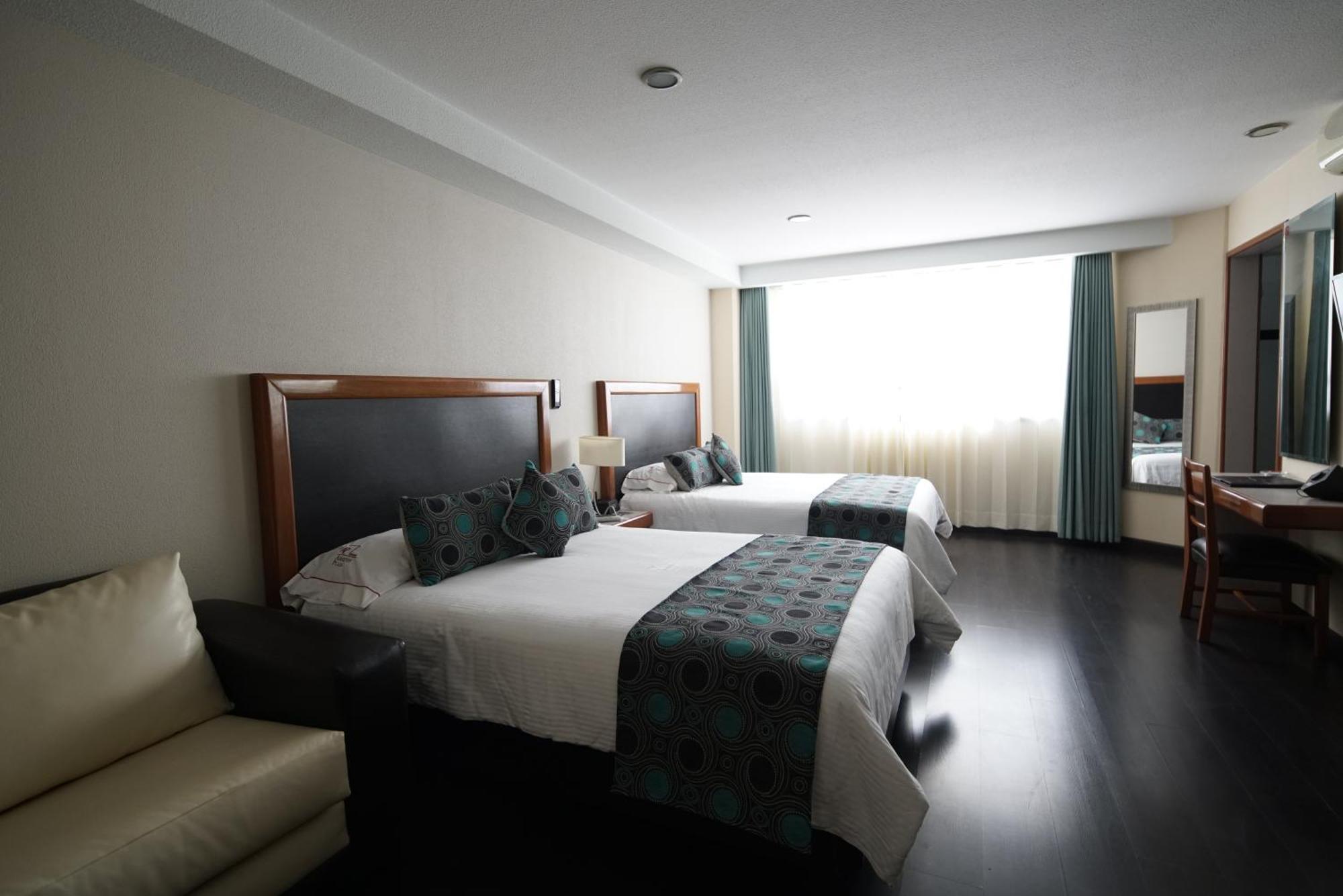 Hotel Abastos Plaza เม็กซิโกซิตี้ ภายนอก รูปภาพ