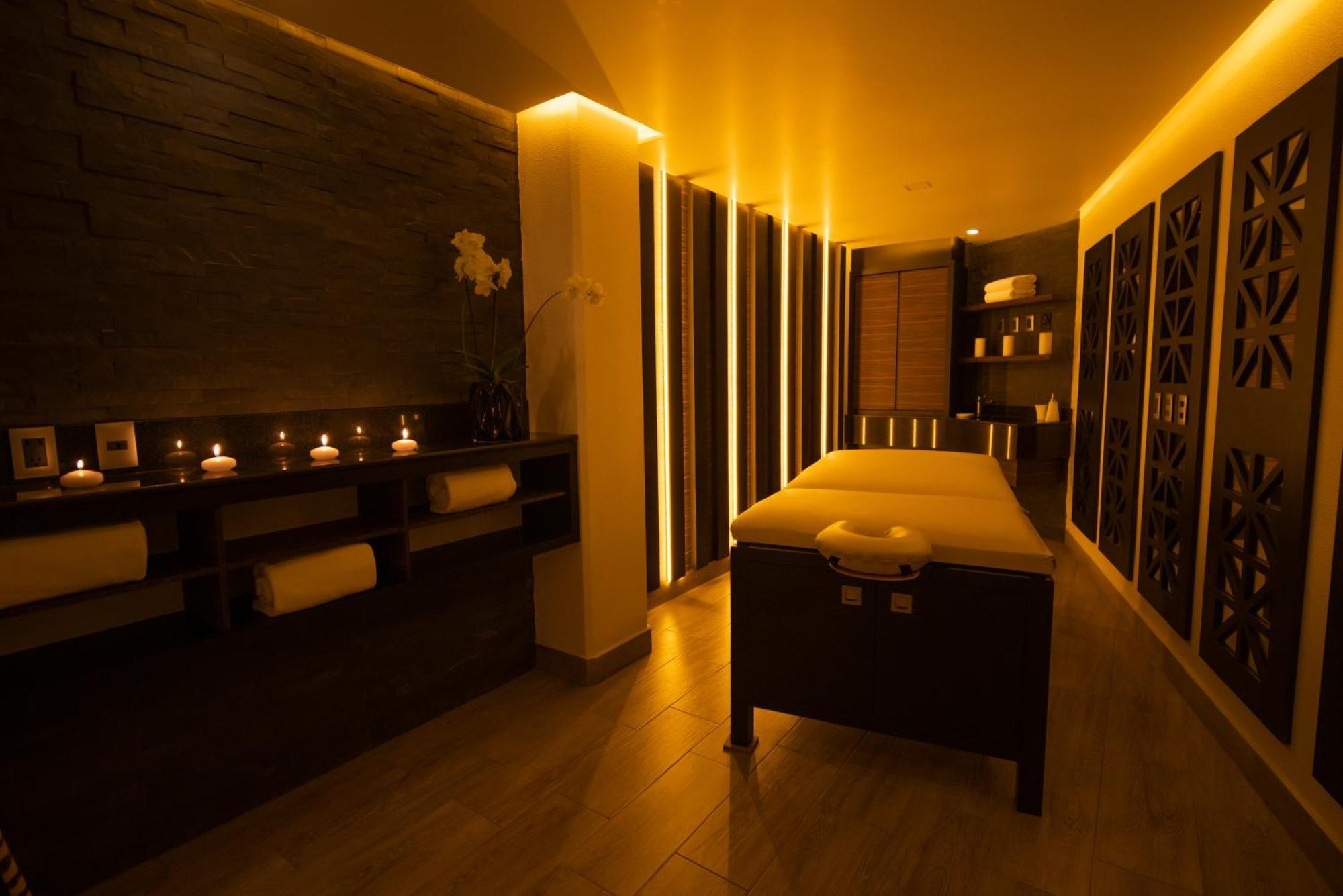 Hotel Abastos Plaza เม็กซิโกซิตี้ ภายนอก รูปภาพ