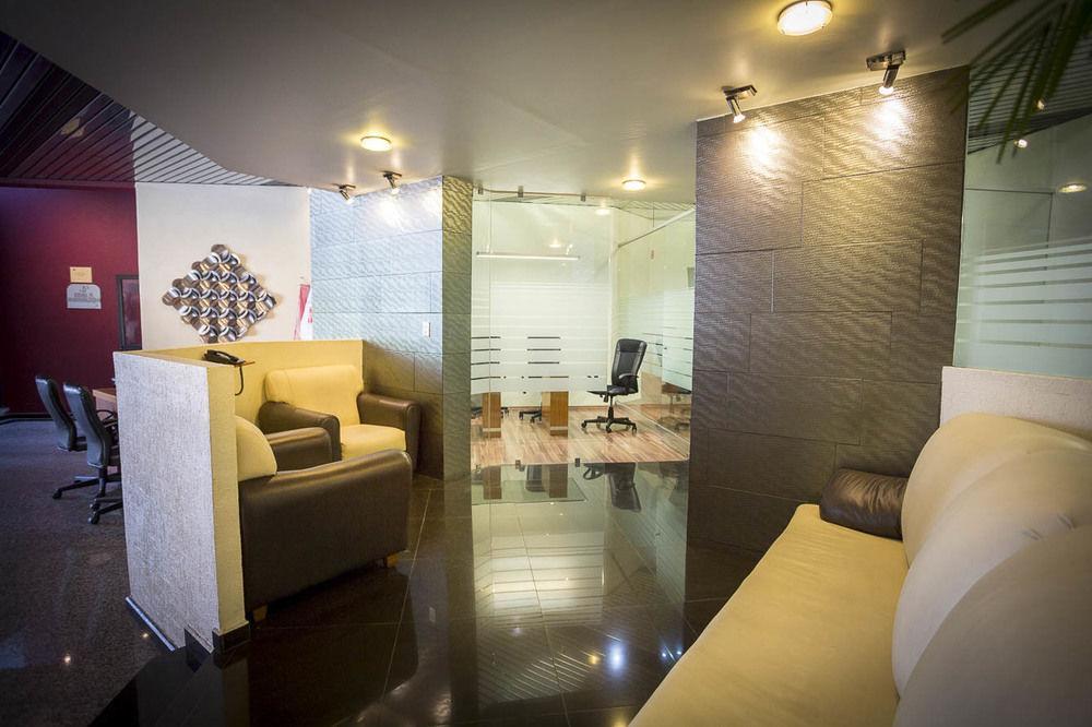 Hotel Abastos Plaza เม็กซิโกซิตี้ ภายนอก รูปภาพ