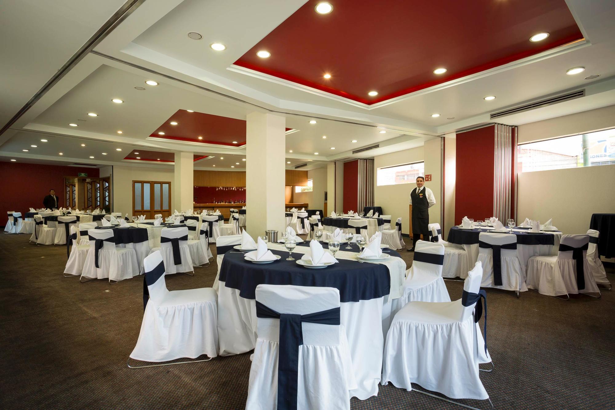 Hotel Abastos Plaza เม็กซิโกซิตี้ ภายนอก รูปภาพ