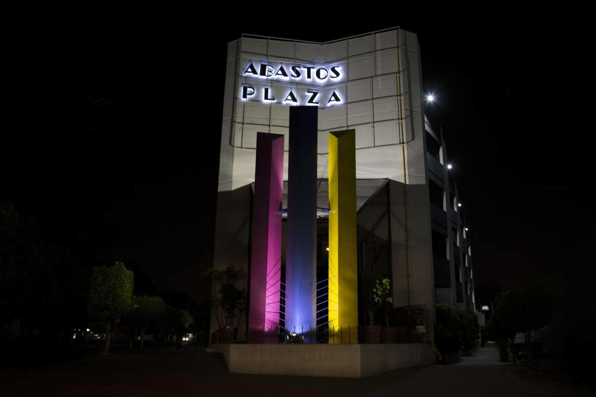 Hotel Abastos Plaza เม็กซิโกซิตี้ ภายนอก รูปภาพ