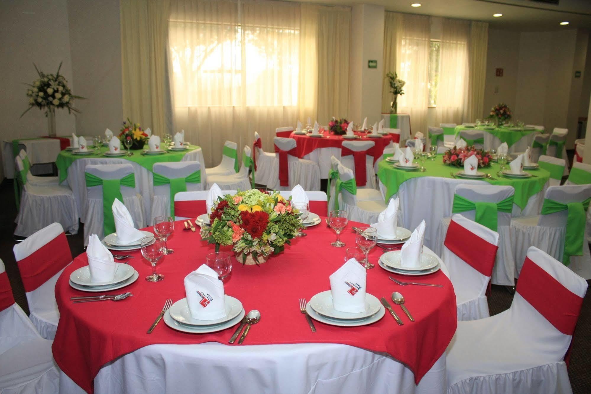 Hotel Abastos Plaza เม็กซิโกซิตี้ ภายนอก รูปภาพ