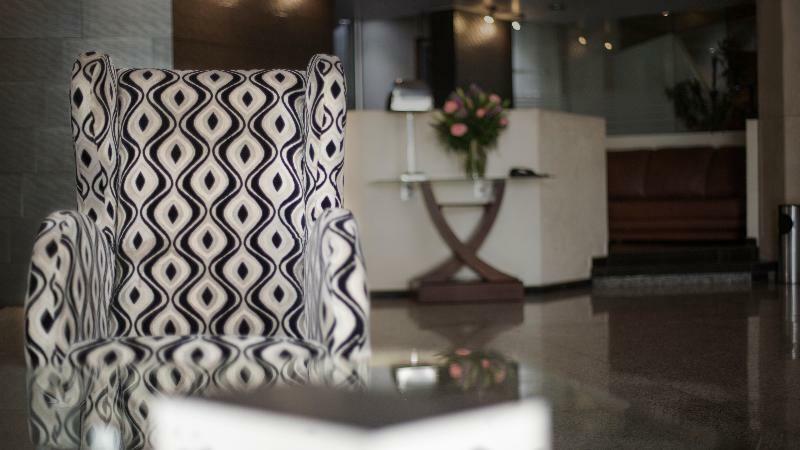 Hotel Abastos Plaza เม็กซิโกซิตี้ ภายนอก รูปภาพ